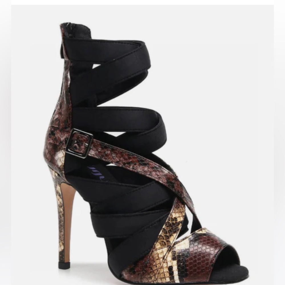 NWT Burju stay strapped - BY  NICOLE KIRKLAND SNAKE PRINT Sz 8 4inch heel